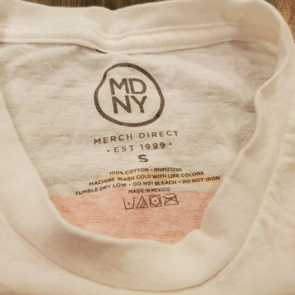 VINTAGE MERCH DIRECT SALT-N-PEPA SMALL T-SHIRT - Picture 2 of 3